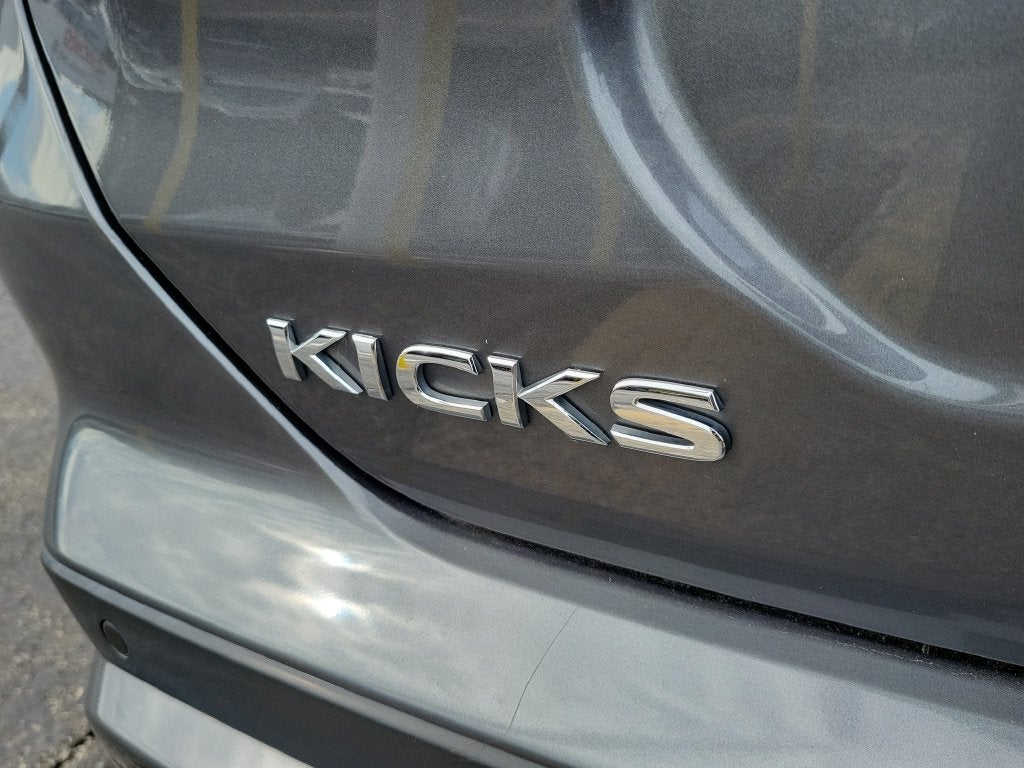 2023 Nissan Kicks S