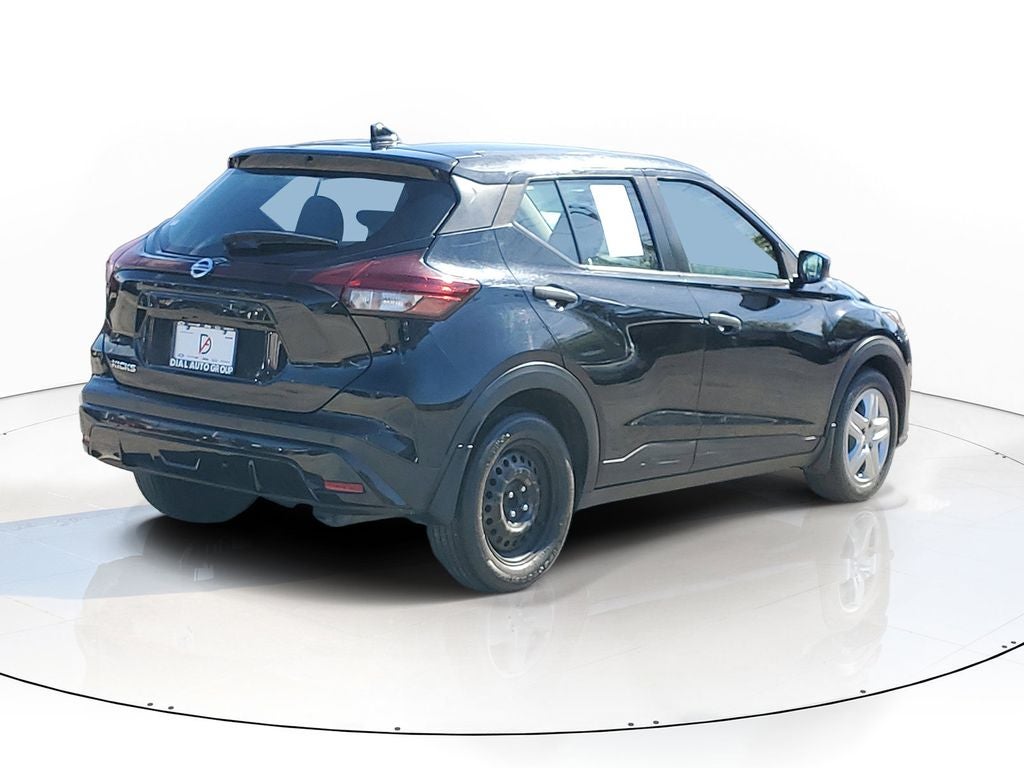 2021 Nissan Kicks S
