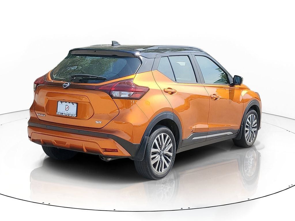 2023 Nissan Kicks SR