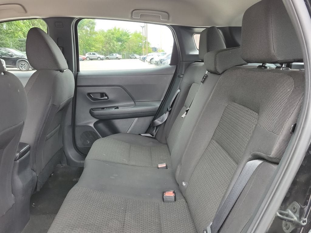 2025 Nissan Kicks S