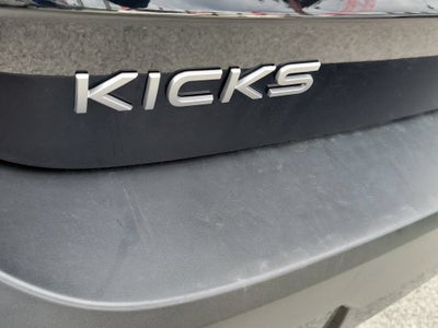 2025 Nissan Kicks S
