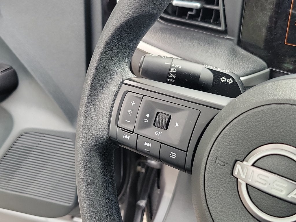 2025 Nissan Kicks S