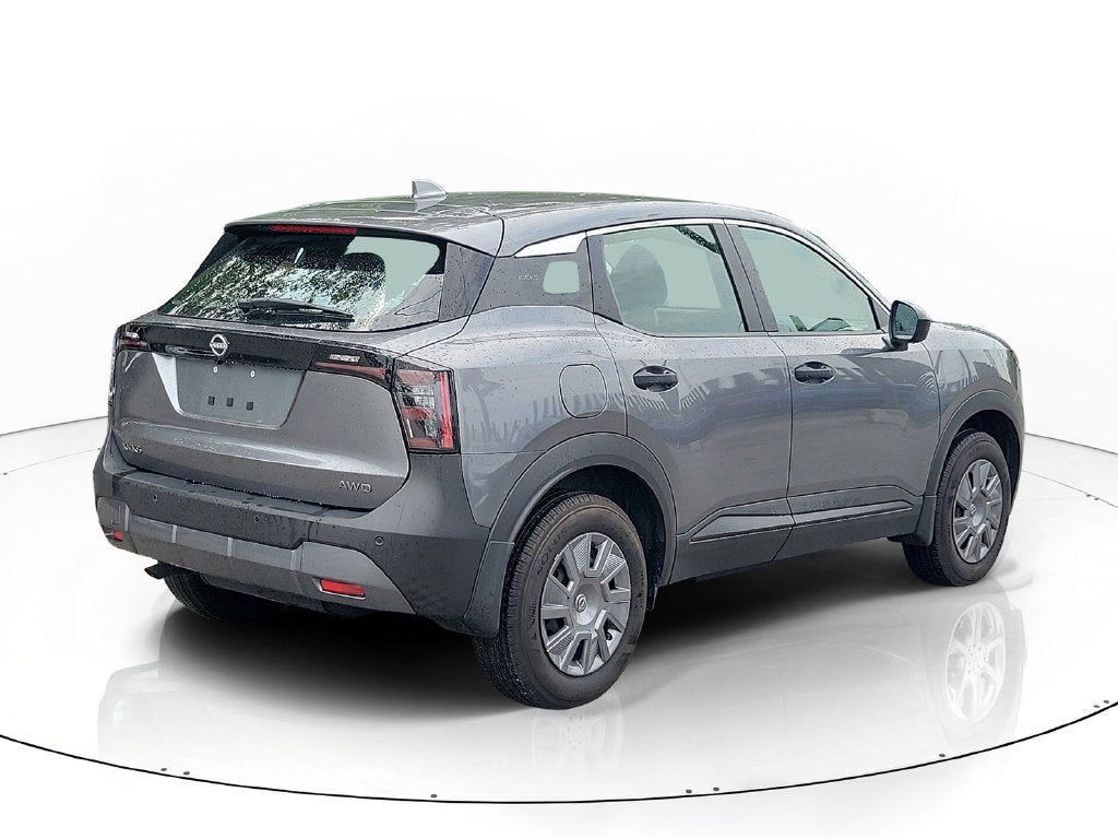 2025 Nissan Kicks S