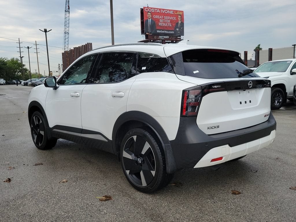 2025 Nissan Kicks SR