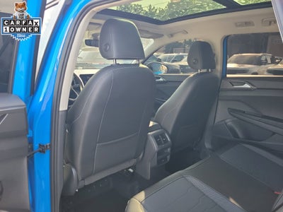 2025 Volkswagen Taos 1.5T SE Black