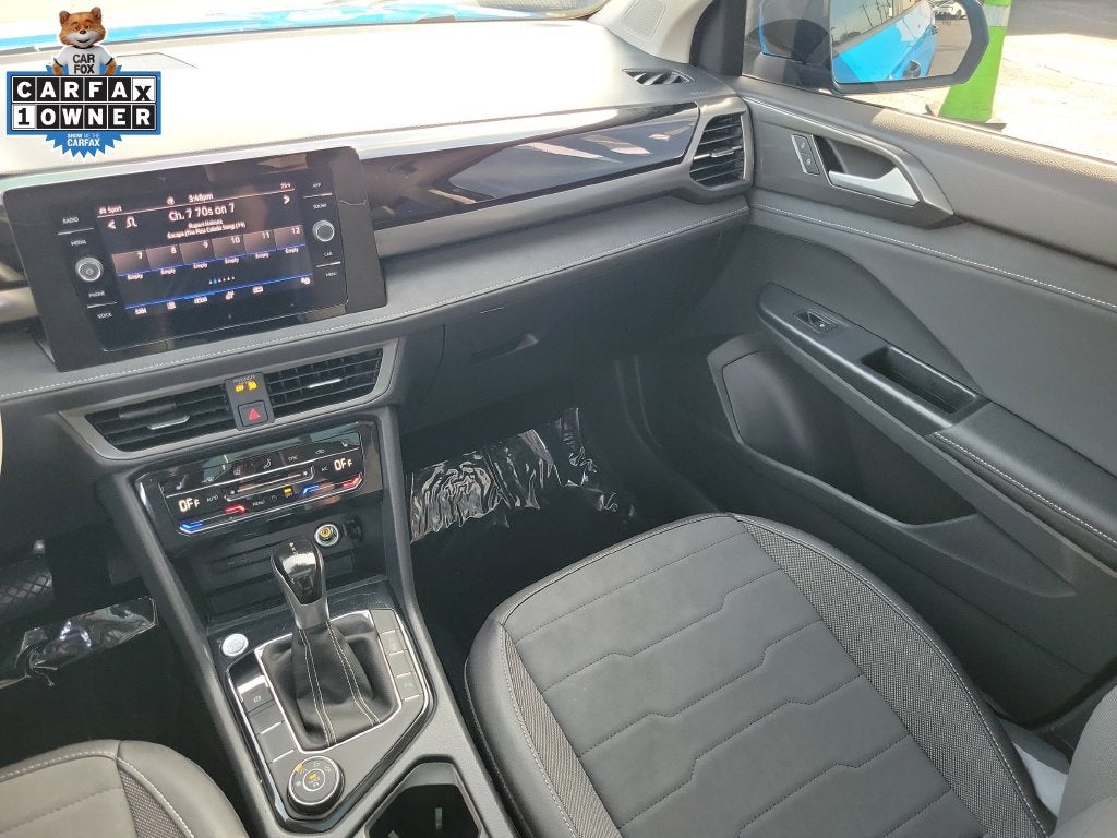 2025 Volkswagen Taos 1.5T SE Black