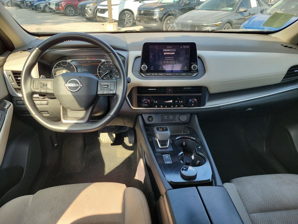 2025 Nissan Rogue SV