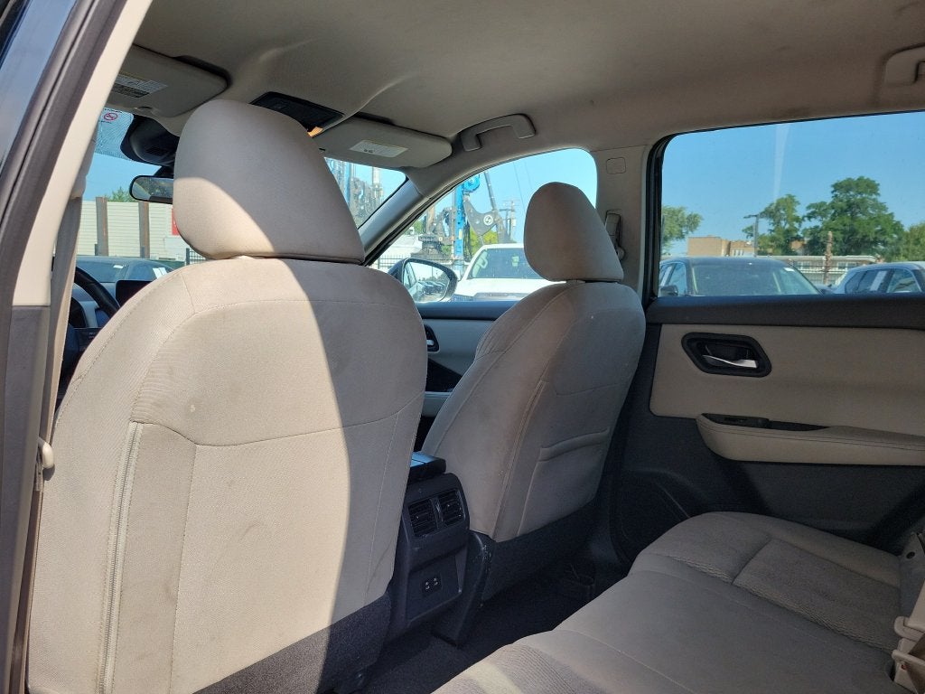 2025 Nissan Rogue SV