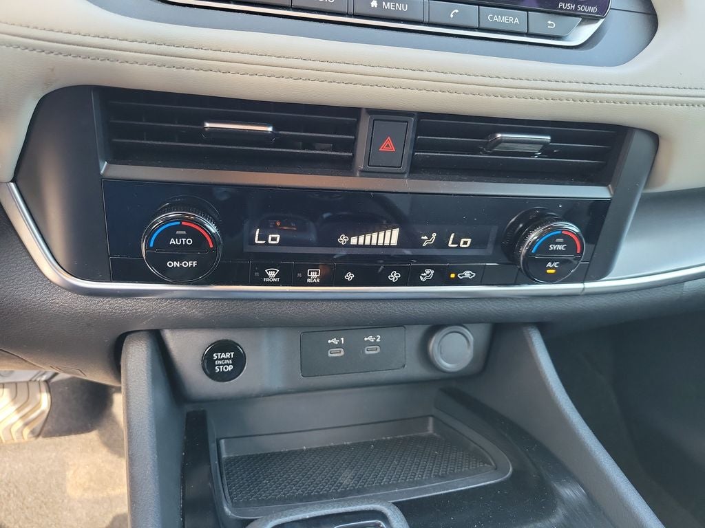 2025 Nissan Rogue SV