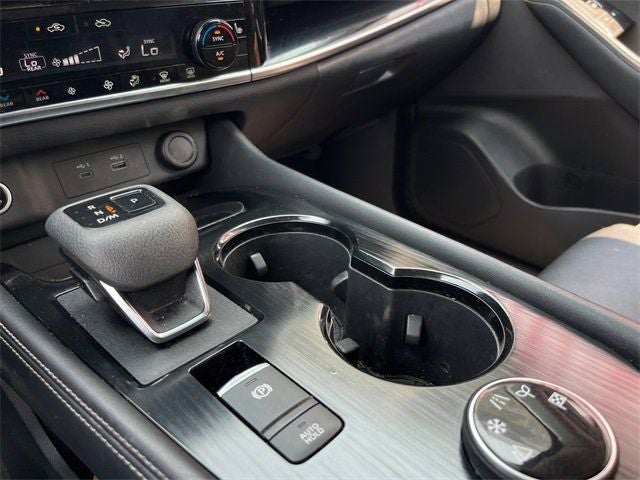 2022 Nissan Rogue SL