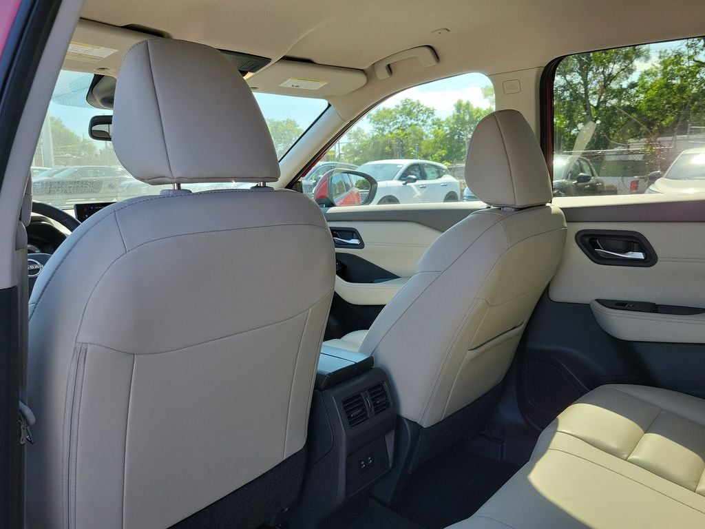 2025 Nissan Rogue SL