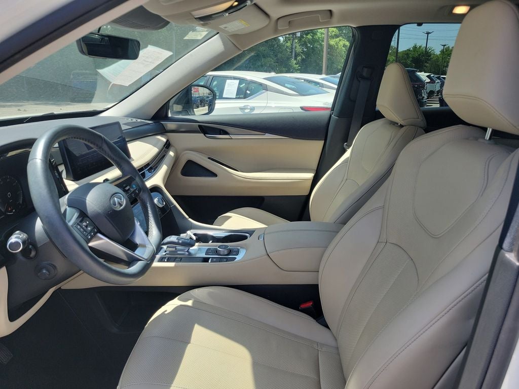 2023 INFINITI QX60 LUXE