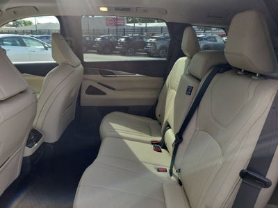 2023 INFINITI QX60 LUXE