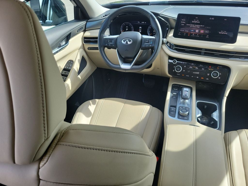 2023 INFINITI QX60 LUXE