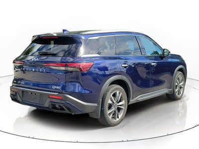 2023 INFINITI QX60 LUXE