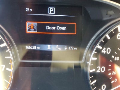 2020 Nissan Pathfinder SV