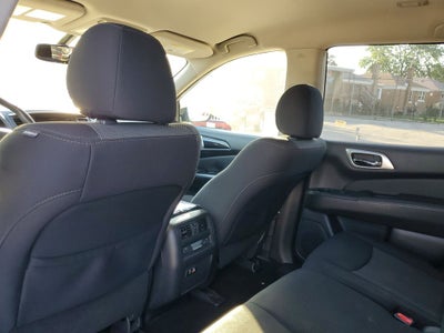 2020 Nissan Pathfinder SV