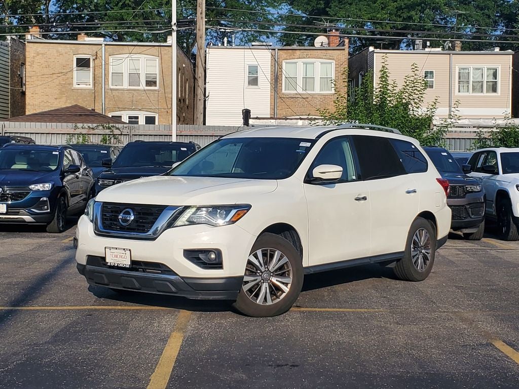 2019 Nissan Pathfinder SV