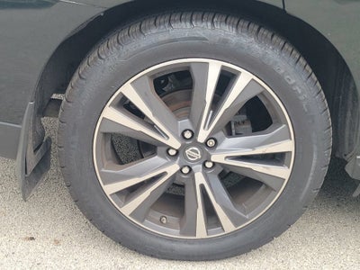 2019 Nissan Pathfinder Platinum