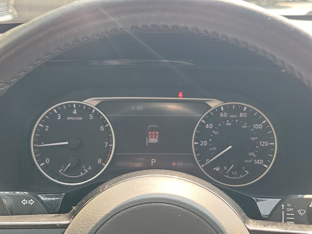 2022 Nissan Pathfinder SL