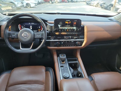 2024 Nissan Pathfinder Platinum