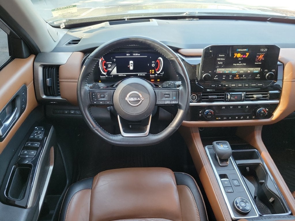 2024 Nissan Pathfinder Platinum