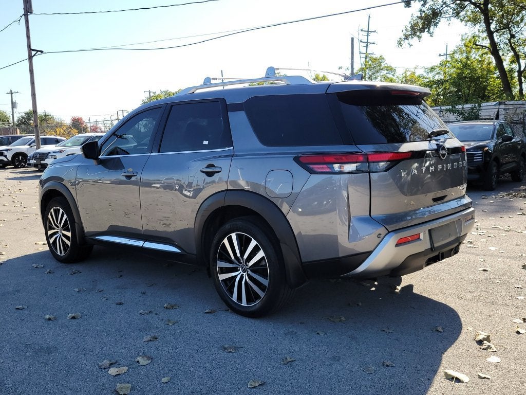 2024 Nissan Pathfinder Platinum