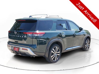 2023 Nissan Pathfinder Platinum