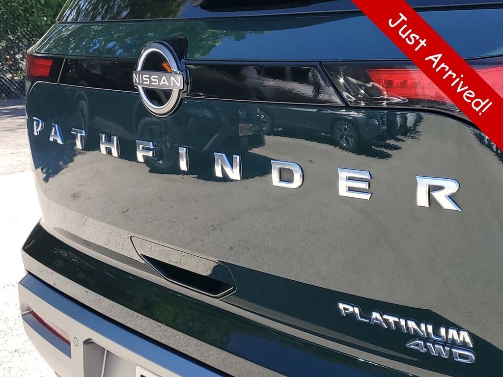 2023 Nissan Pathfinder Platinum