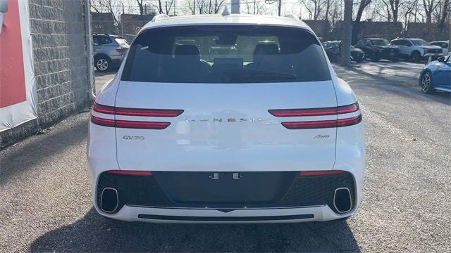 2025 Genesis GV70 2.5T