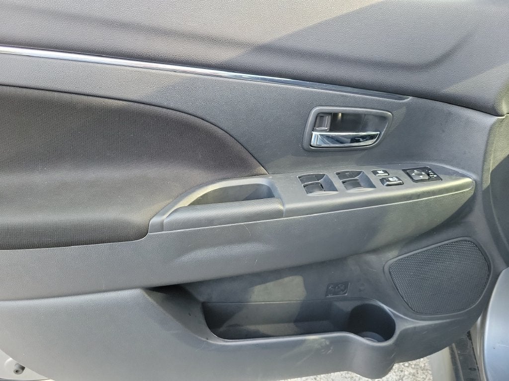 2024 Mitsubishi Outlander Sport Base