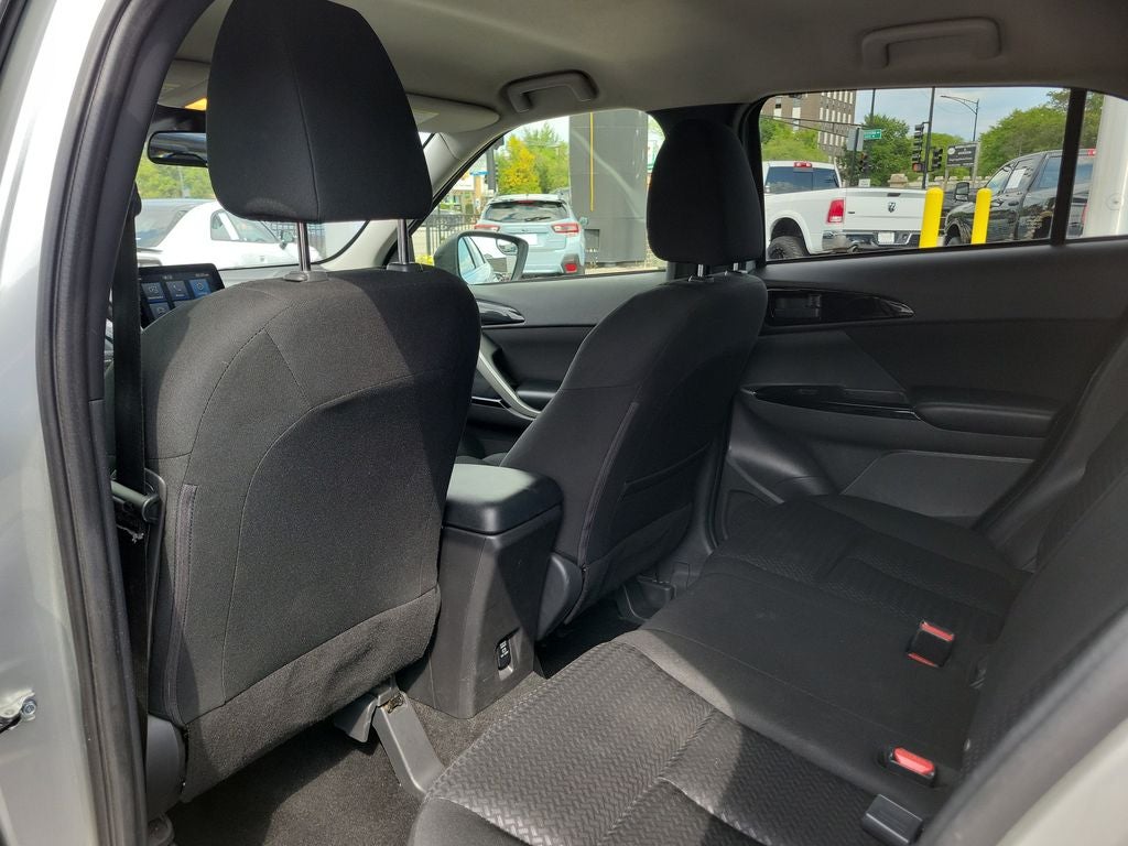 2024 Mitsubishi Eclipse Cross LE