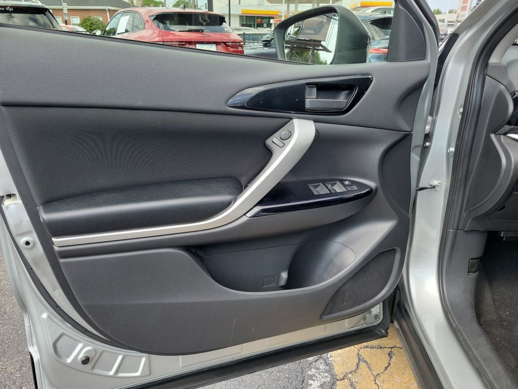 2024 Mitsubishi Eclipse Cross LE