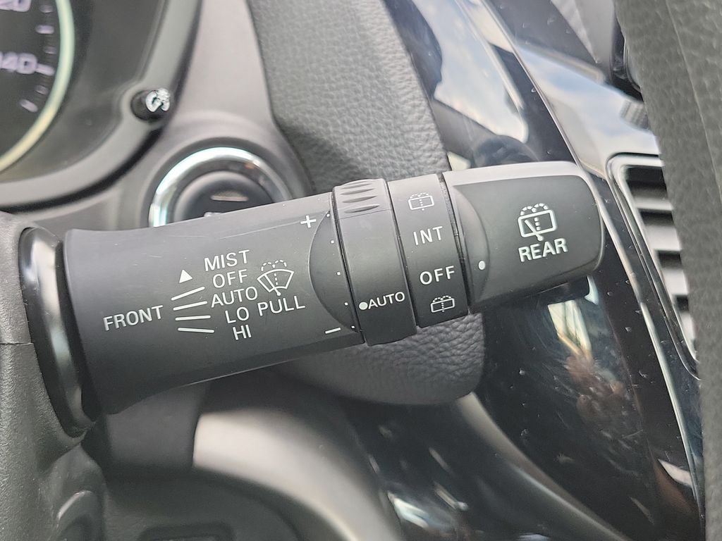 2024 Mitsubishi Eclipse Cross LE