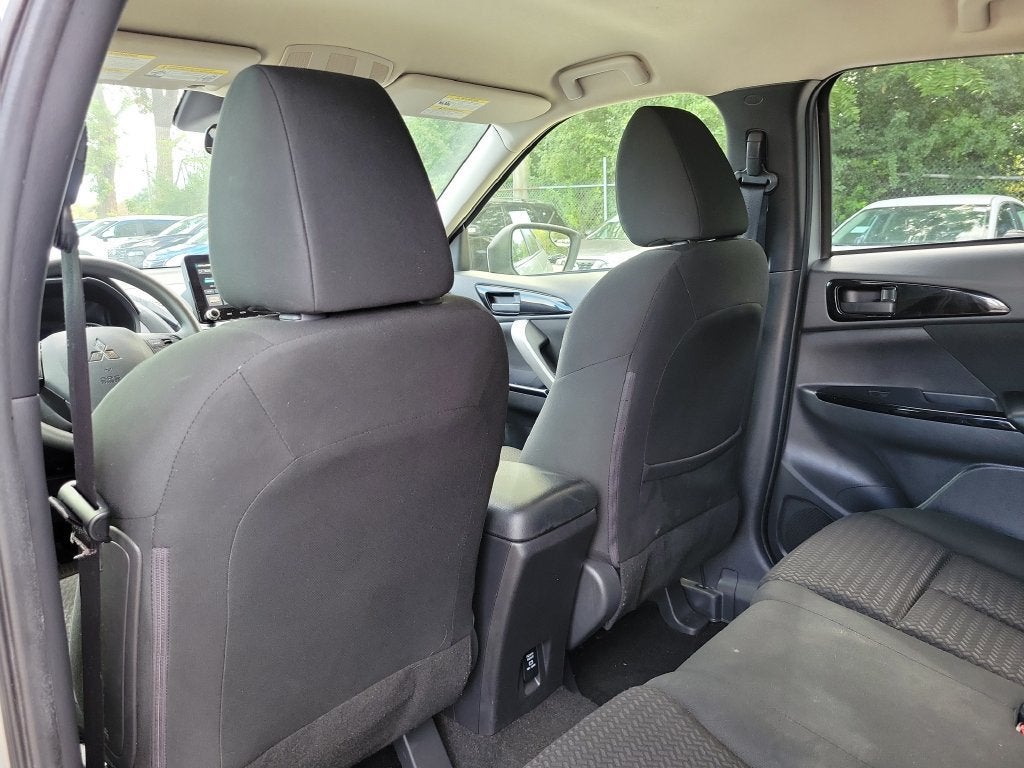 2024 Mitsubishi Eclipse Cross Base