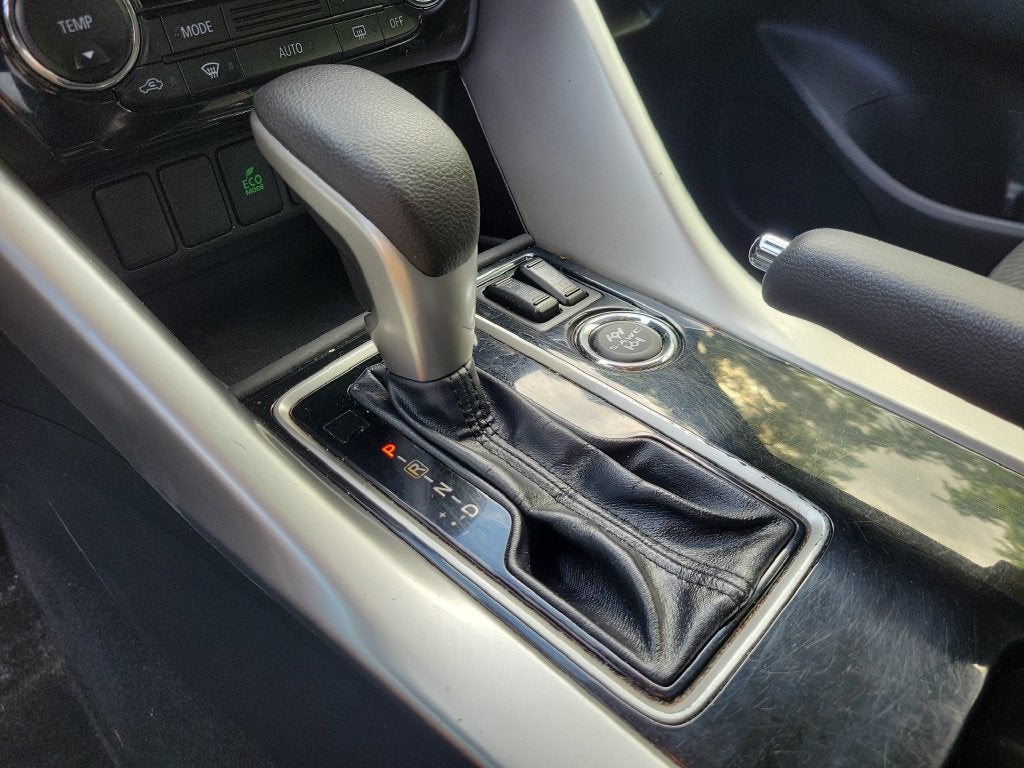 2024 Mitsubishi Eclipse Cross Base