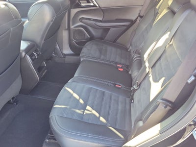 2024 Mitsubishi Outlander PHEV SE Hybrid