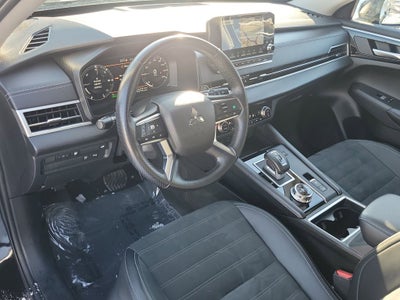 2024 Mitsubishi Outlander PHEV SE Hybrid