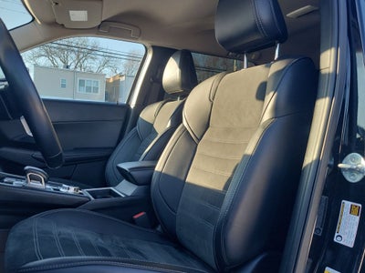 2024 Mitsubishi Outlander PHEV SE Hybrid