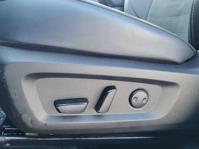 2024 Mitsubishi Outlander PHEV SE Hybrid