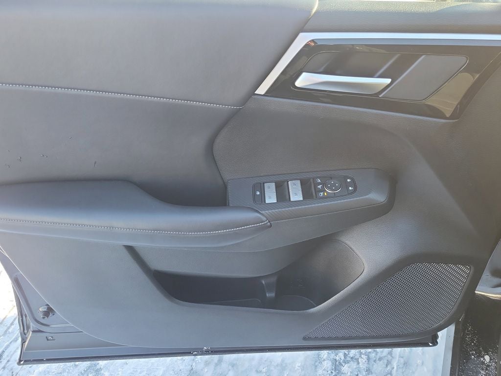 2024 Mitsubishi Outlander PHEV SE Hybrid