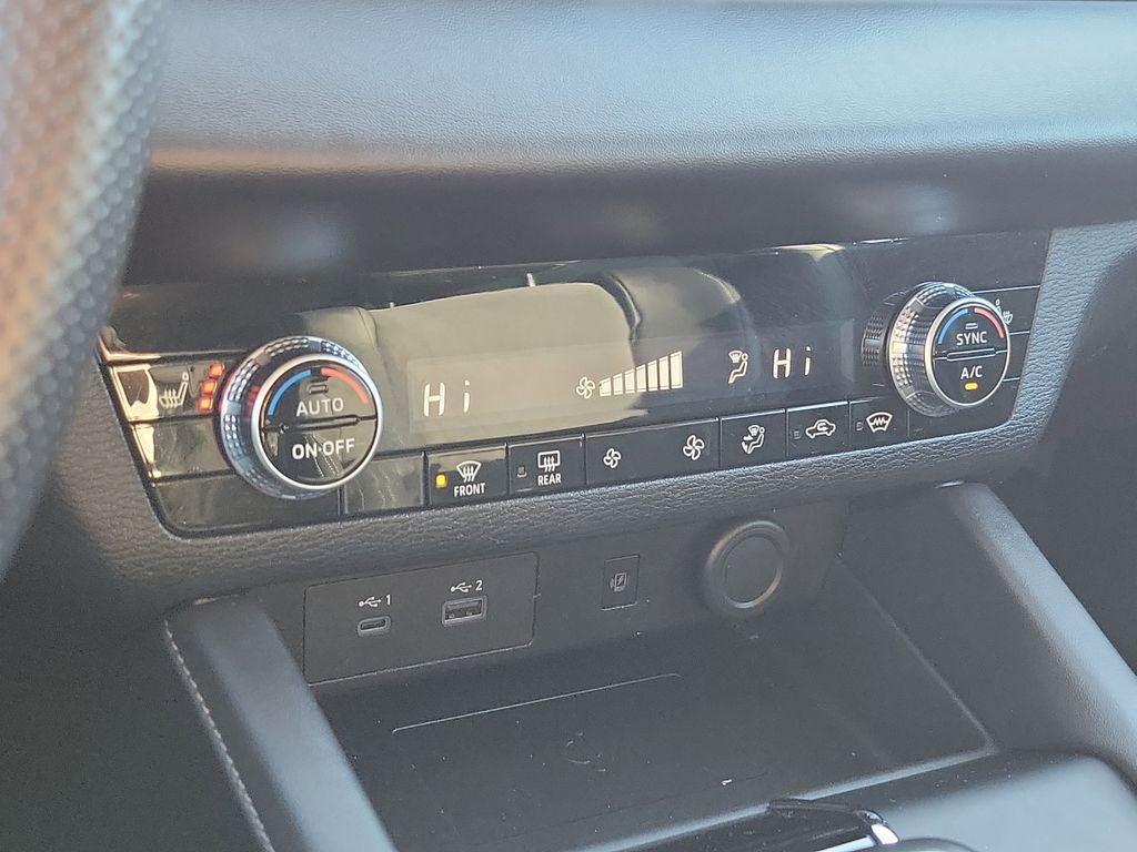 2024 Mitsubishi Outlander PHEV SE Hybrid