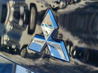 2024 Mitsubishi Outlander PHEV SE Hybrid