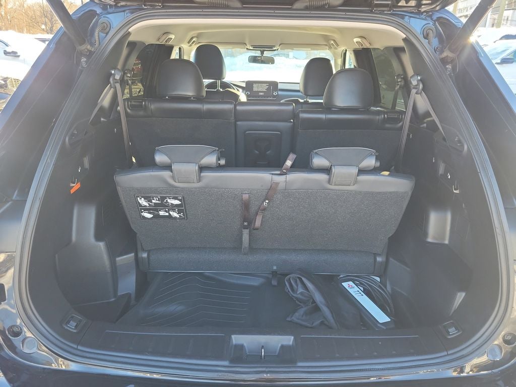 2024 Mitsubishi Outlander PHEV SE Hybrid