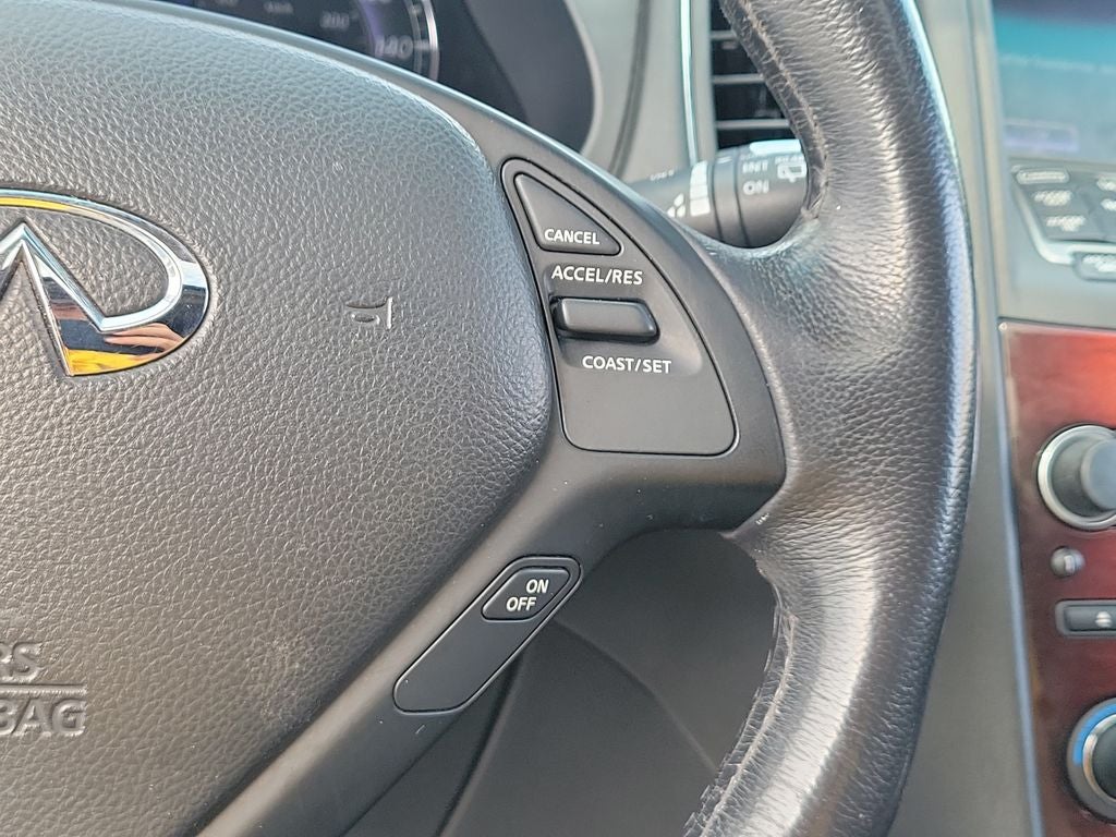 2016 INFINITI QX50 Base