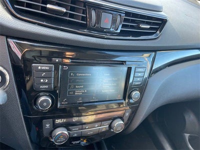 2022 Nissan Rogue Sport SV