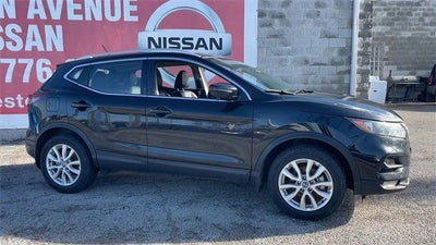 2022 Nissan Rogue Sport SV