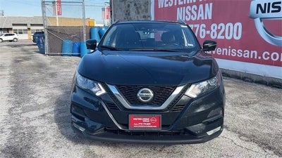 2022 Nissan Rogue Sport SV
