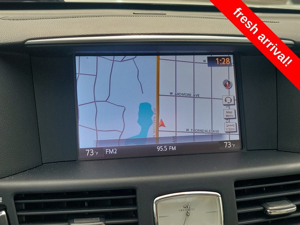 2016 INFINITI Q70 3.7X