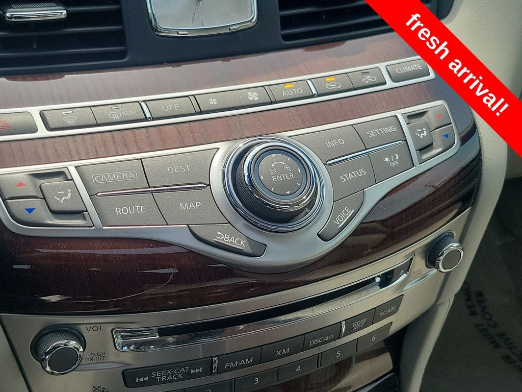 2016 INFINITI Q70 3.7X